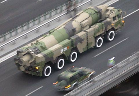 东风21,战术还是战略?深入解析弹道导弹的多元角色,东风21,战术还是战略?深入探究弹道导弹的多重角色解析